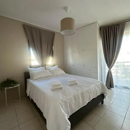 Apartment Minimalist Athenian N7